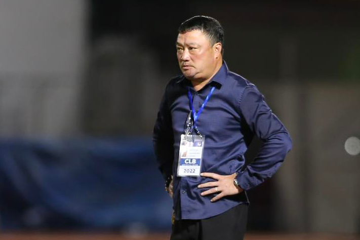 Sự nghiệp thi đấu bóng đá của cựu cầu thủ Trương Việt Hoàng 