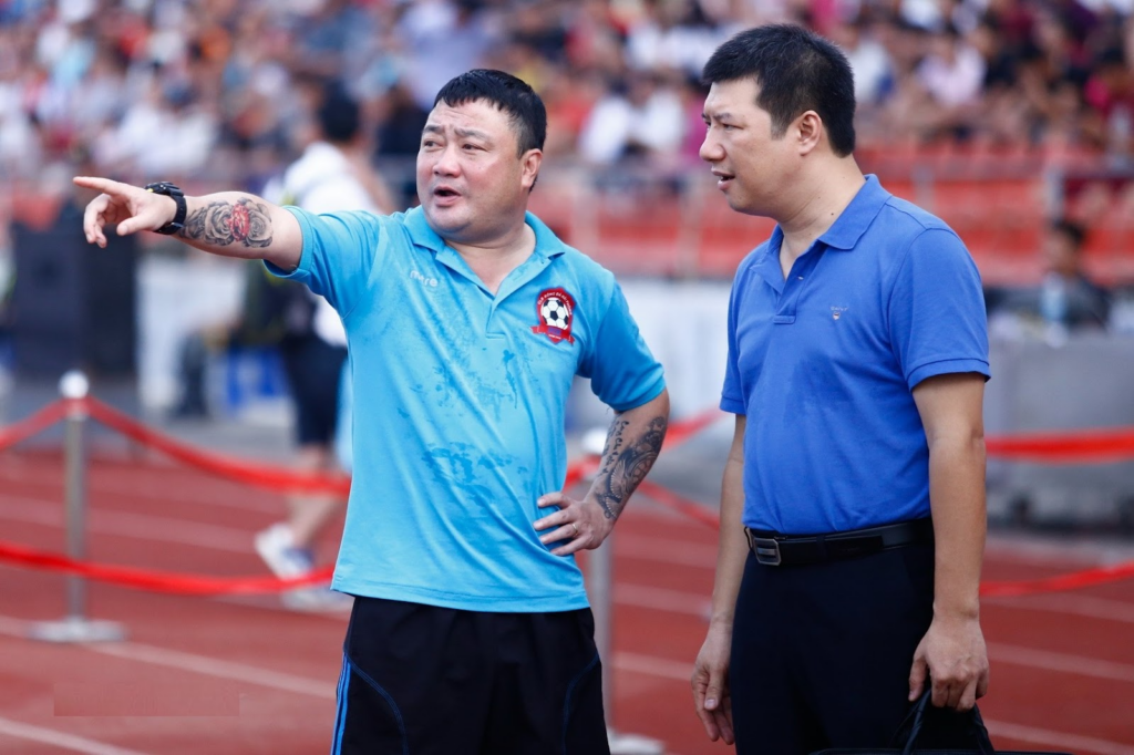 Trương Việt Hoàng đang giữ chức HLV trưởng cho đội tuyển bóng đá tại Hải Phòng